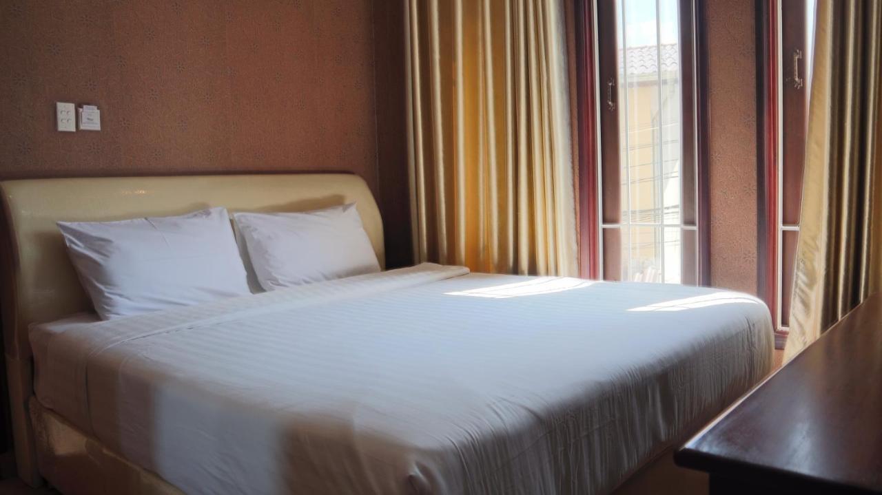 Sinnakhone Hotel Вьентьян Экстерьер фото