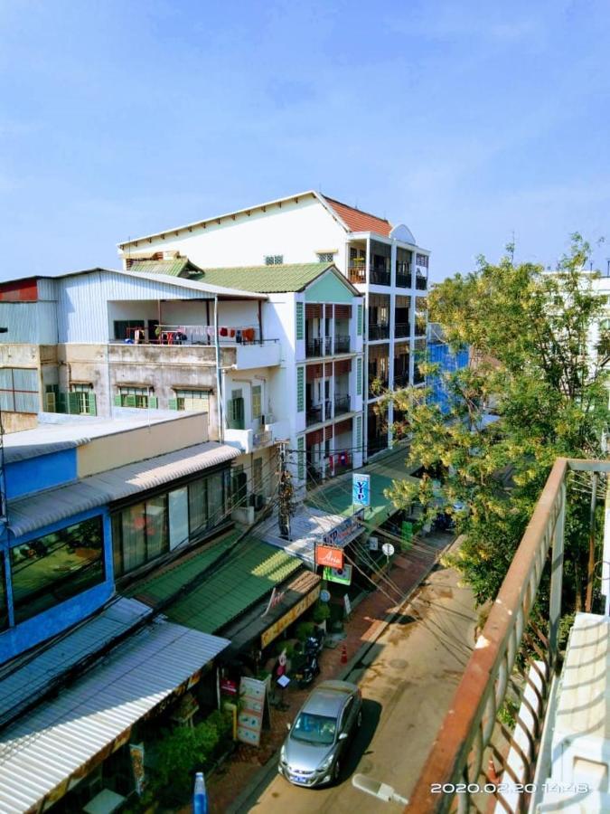 Sinnakhone Hotel Вьентьян Экстерьер фото